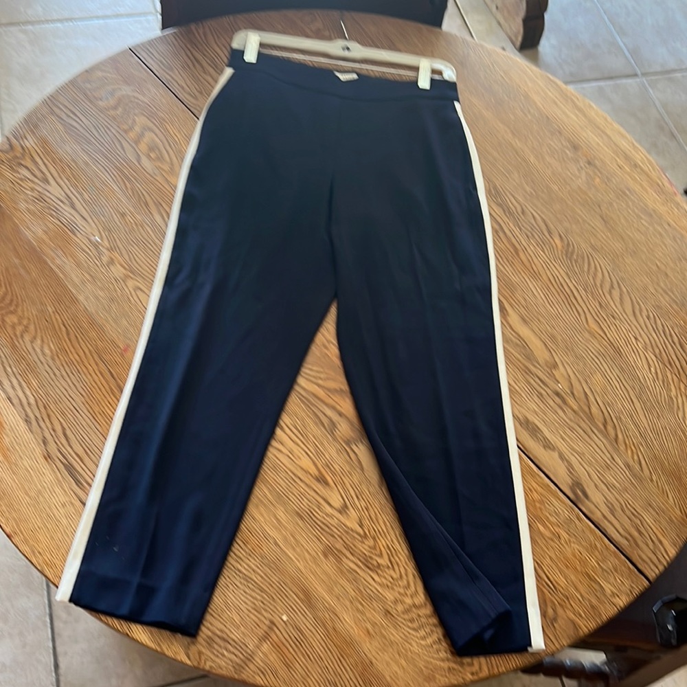Babaton 4 Blue with white side leg stripe ankle/capri length.NWOT